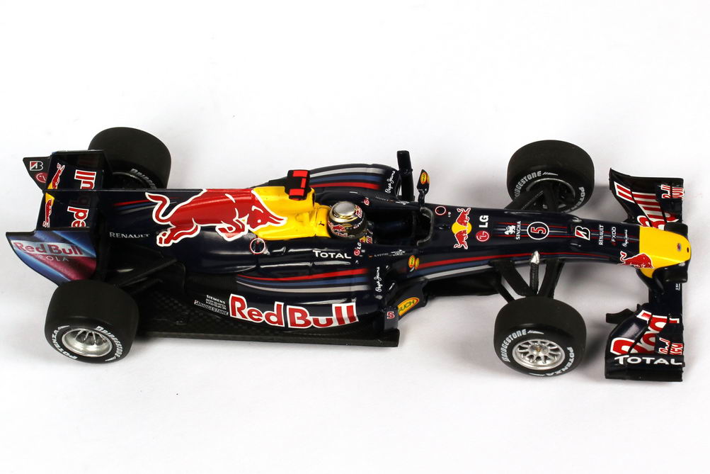 Foto 1:43 Red Bull Racing Renault RB6 Formel 1 2010 Nr.5, Sebastian Vettel Minichamps 410100005