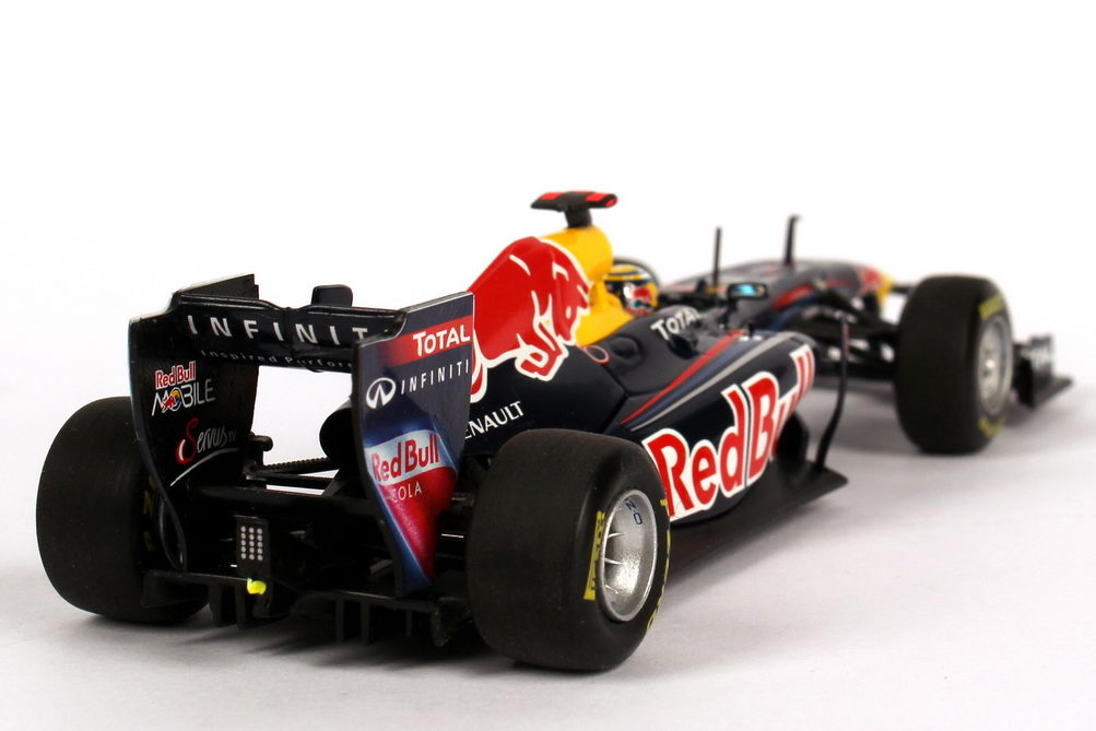 Foto 1:43 Red Bull Racing Renault RB7 Formel 1 2011 Nr.1, Sebastian Vettel Minichamps 410110001