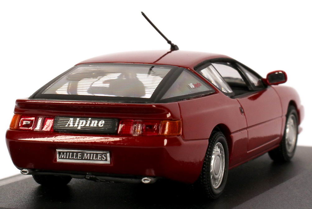 Foto 1:43 Renault Alpine GTA V6 Turbo Edition Mille Milles rot-met. Universal Hobbies 1681