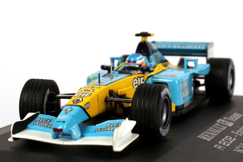 Foto 1:43 Renault F1 Team RS22 Formel 1 2002 Nr.15, Jenson Button Universal Hobbies 2190