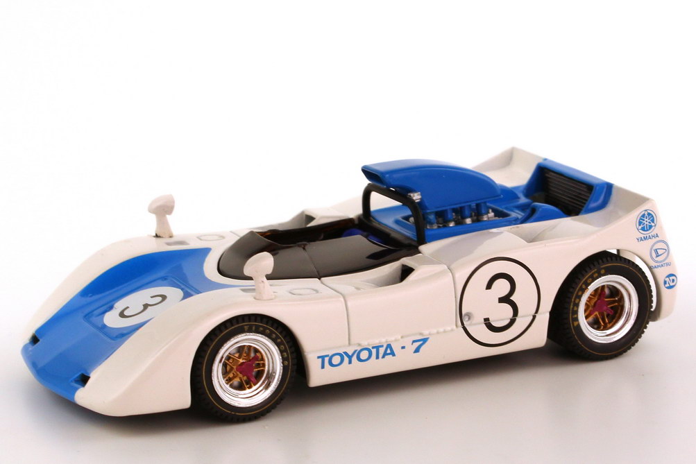 Foto 1:43 Toyota 7 Japan GP 1969 Nr.3 weiß/blau Ebbro 43664
