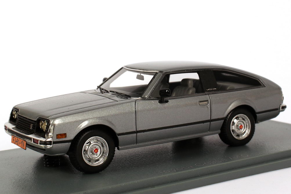 Foto 1:43 Toyota Celica 1978 silber-grau-met. NEO Scale Models 43261