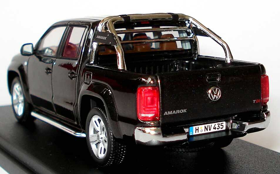 Foto 1:43 VW Amarok Pick Up deepblack-met. Sondermodell Rallye Dakar Werbemodell Minichamps 2H7099300AC9X