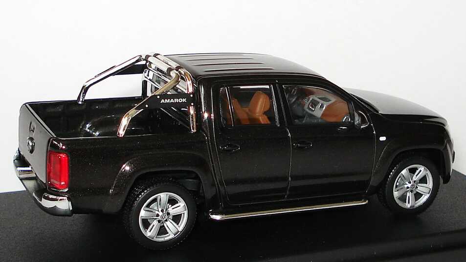 Foto 1:43 VW Amarok Pick Up deepblack-met. Sondermodell Rallye Dakar Werbemodell Minichamps 2H7099300AC9X