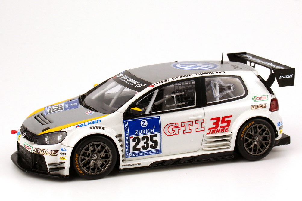 Foto 1:43 VW Golf24 24h Nürurgring 2011 35 Jahre GTI Nr.235, Johnny Herbert / Patrick Bernhardt / Mark Blundell / René Rast Werbemodell Spark 5K1099300C655