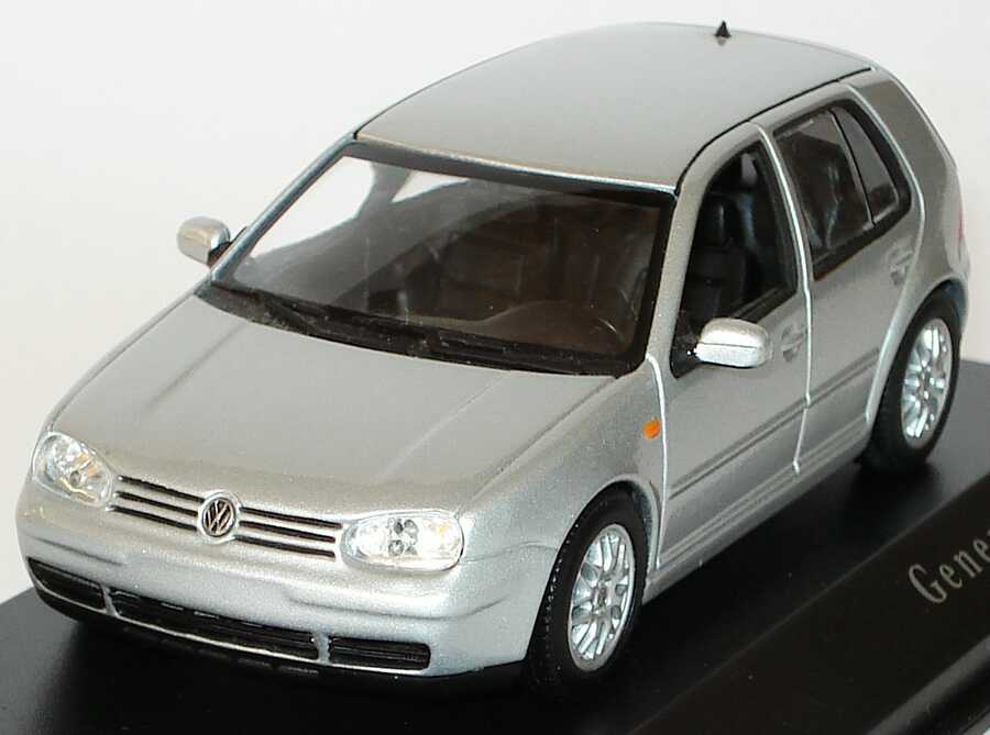 Foto 1:43 VW Golf IV GTI 4türig silber-met. Generation Golf Werbemodell Minichamps 821921107