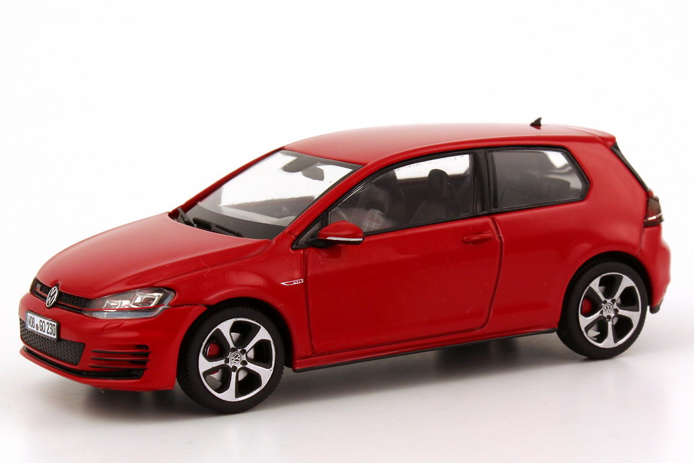 Foto 1:43 VW Golf VII GTI 2013 2türig tornado-rot Werbemodell herpa 5G3099300ABFC