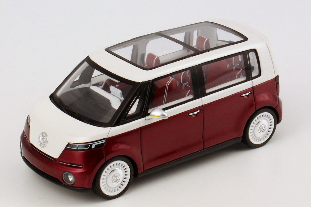 Foto 1:43 VW New Bulli concept rot-met./weiß-met. (Genfer Autosalon 2011)  Werbemodell Premium ClassiXXs 7E9099300BL9