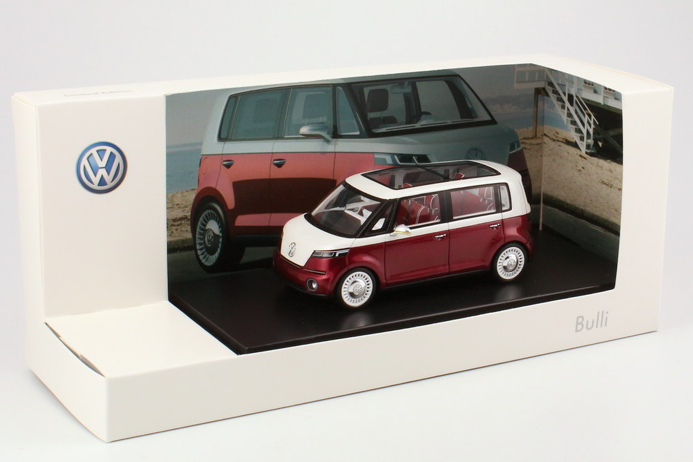 Foto 1:43 VW New Bulli concept rot-met./weiß-met. (Genfer Autosalon 2011)  Werbemodell Premium ClassiXXs 7E9099300BL9