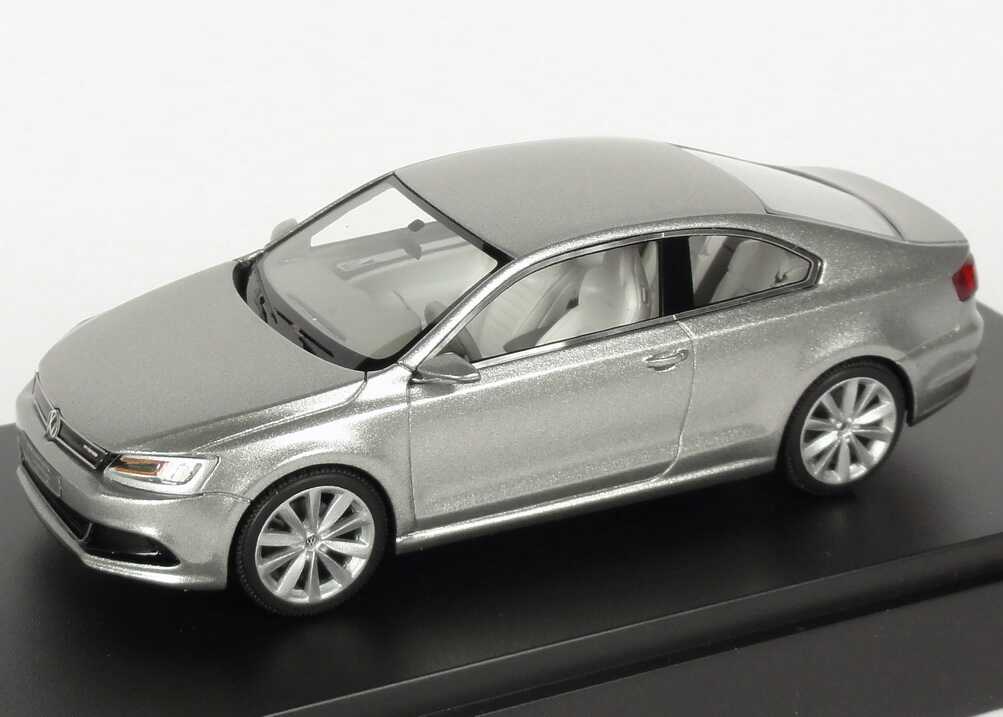 Foto 1:43 VW New Compact Coupé NCC silber-met. NAIAS Detroit 2010 Werbemodell Looksmart 000099300AA001