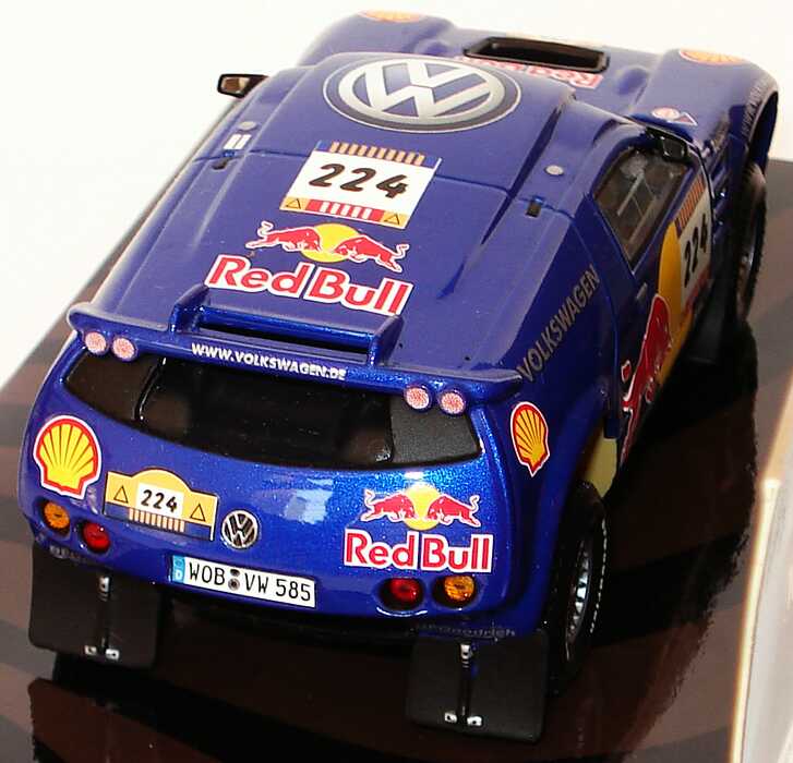 Foto 1:43 VW Race Touareg 2004 Rallye Paris Dakar VW, Red Bull Nr.224, Saby/Stevenson Minichamps 436045324