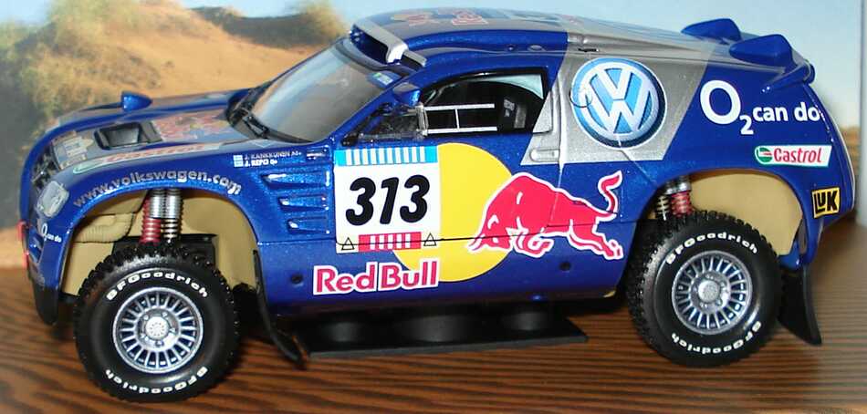Foto 1:43 VW Race Touareg 2005 Rallye Dakar VW, Red Bull Nr.313, Kankkunen/Repo Werbemodell Minichamps 7L0099400PD313