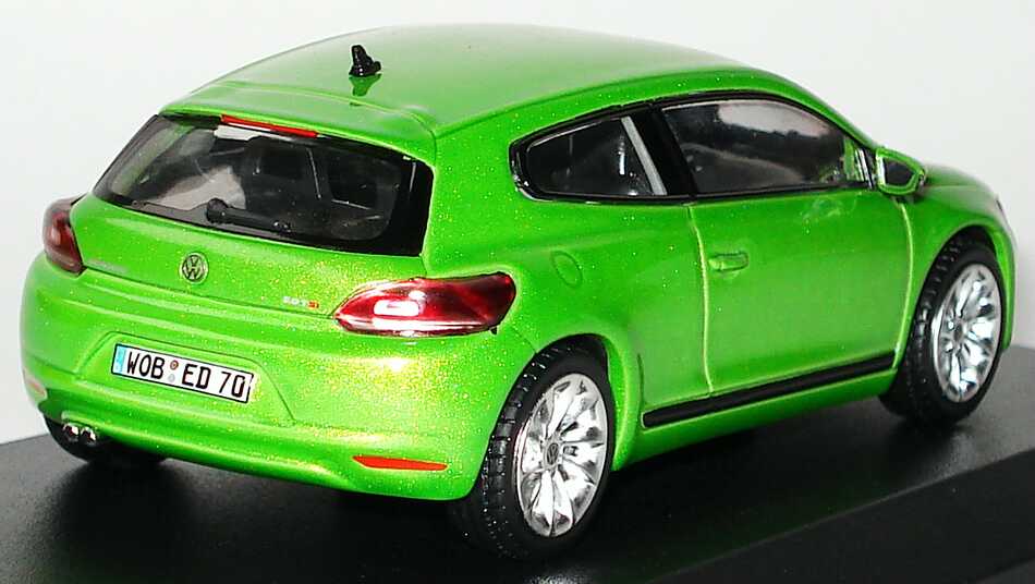 Foto 1:43 VW Scirocco III 2.0 TSI viperngrün-met. Werbemodell Norev 1K809930098B
