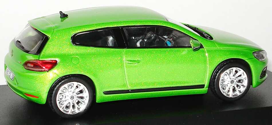 Foto 1:43 VW Scirocco III 2.0 TSI viperngrün-met. Werbemodell Norev 1K809930098B