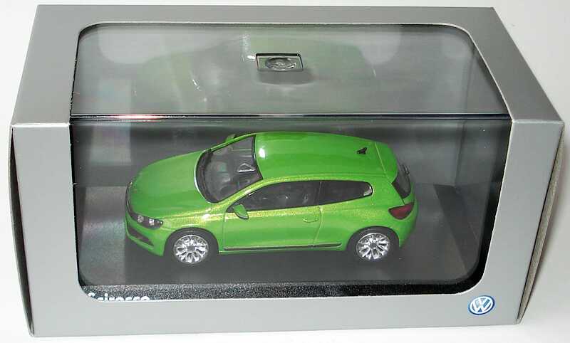 Foto 1:43 VW Scirocco III 2.0 TSI viperngrün-met. Werbemodell Norev 1K809930098B