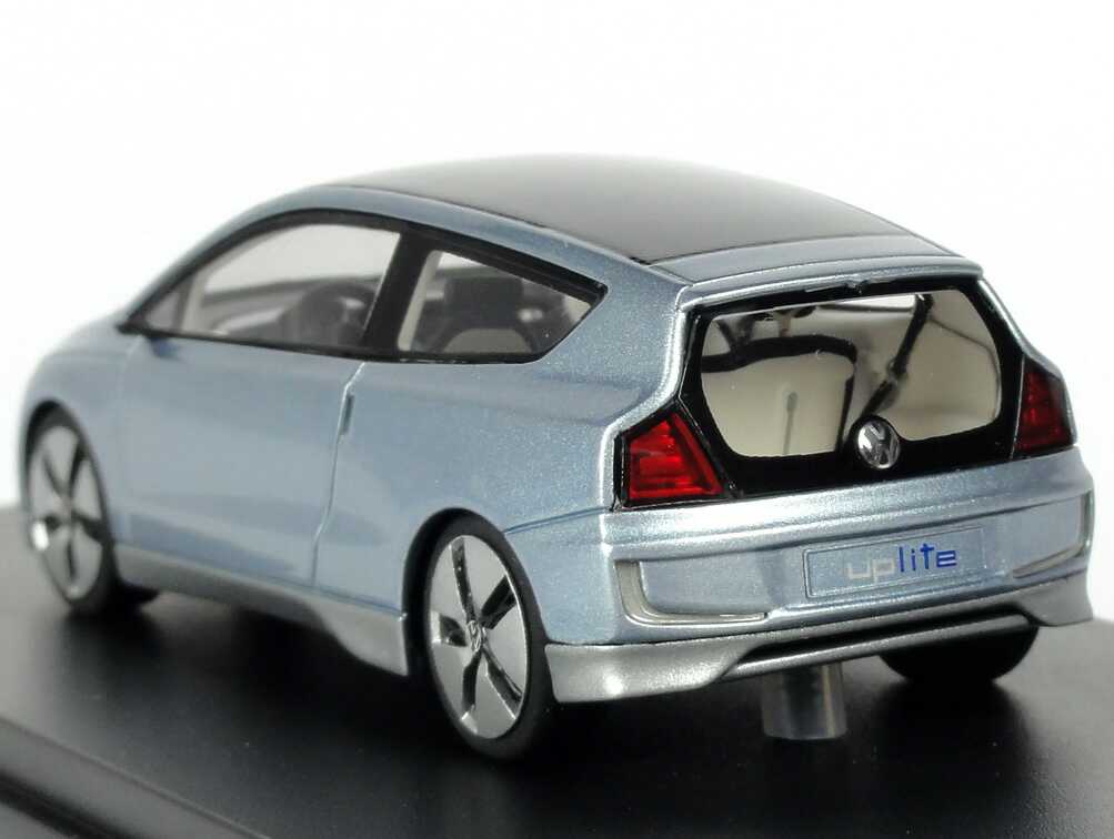 Foto 1:43 VW Studie UP! Lite eisblau-met. Los Angeles 2009 Werbemodell Looksmart 1S1099300E832