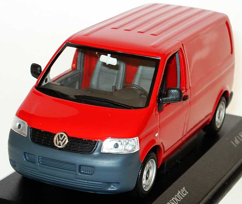 Foto 1:43 VW T5 Kasten tornadorot (1 of 1816) Minichamps 400052260