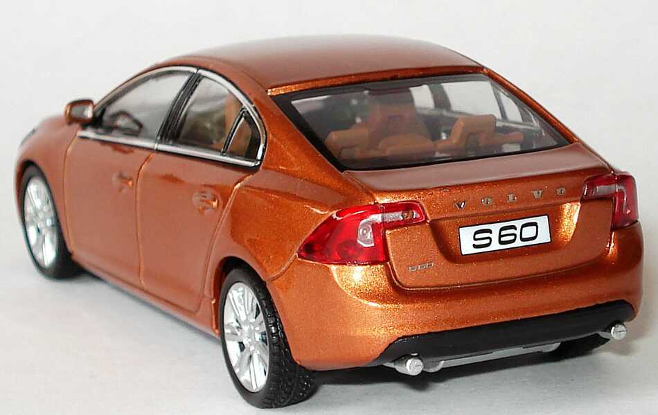 Volvo S60 2010 vibrant-copper-met. Werbemodell MotorArt VFL1811 in der ...