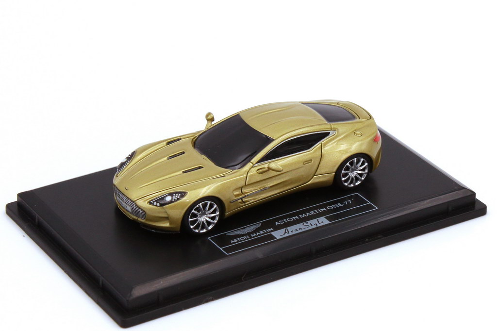 Foto 1:87 Aston Martin One-77 gold-met. - FrontiArt FHO09