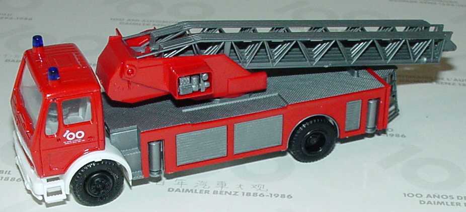 Foto 1:87 100 Jahre Automobil Daimler Benz 1886-1986 (190E Feuerwehr, 207D Bus Hochdach Feuerwehr, 3a Abrollkipper Feuerwehr, 2a Drehleiter Feuerwehr, 3a Teleskopmast Feuerwehr) herpa 6840640600