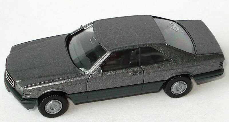 Foto 1:87 100 Jahre Automobil Daimler Benz 1886-1986 (500SE silbermet., 300TE rot, 560SEC graumet.) herpa 6840640300