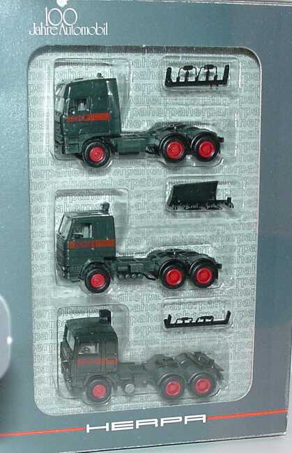 Foto 1:87 100 Jahre Automobil Edition 2 - DAF 3300 Spacecab + Scania R143 + Volvo F12 - herpa 7554