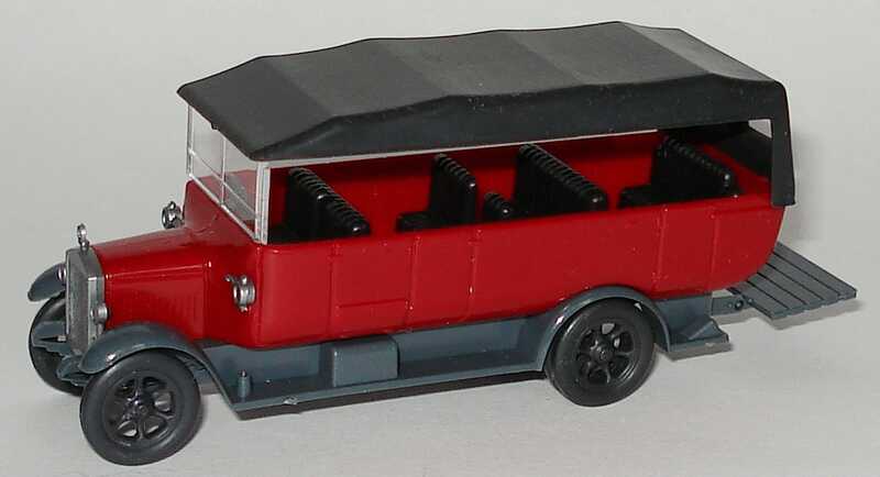 Foto 1:87 100 Jahre Omnibus - Mercedes-Benz Omnibusse in Stadt und Land Setpackung (Mercedes Motorbus + O 319 + O 321 + O 303 RHD + O 404 RH) Werbemodell - Version Land Wiking