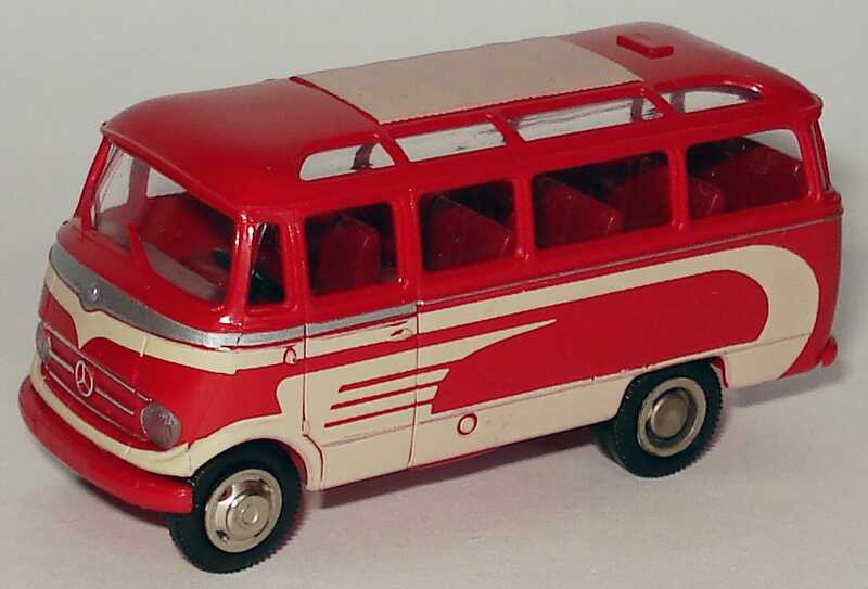 Foto 1:87 100 Jahre Omnibus - Mercedes-Benz Omnibusse in Stadt und Land Setpackung (Mercedes Motorbus + O 319 + O 321 + O 303 RHD + O 404 RH) Werbemodell - Version Land Wiking