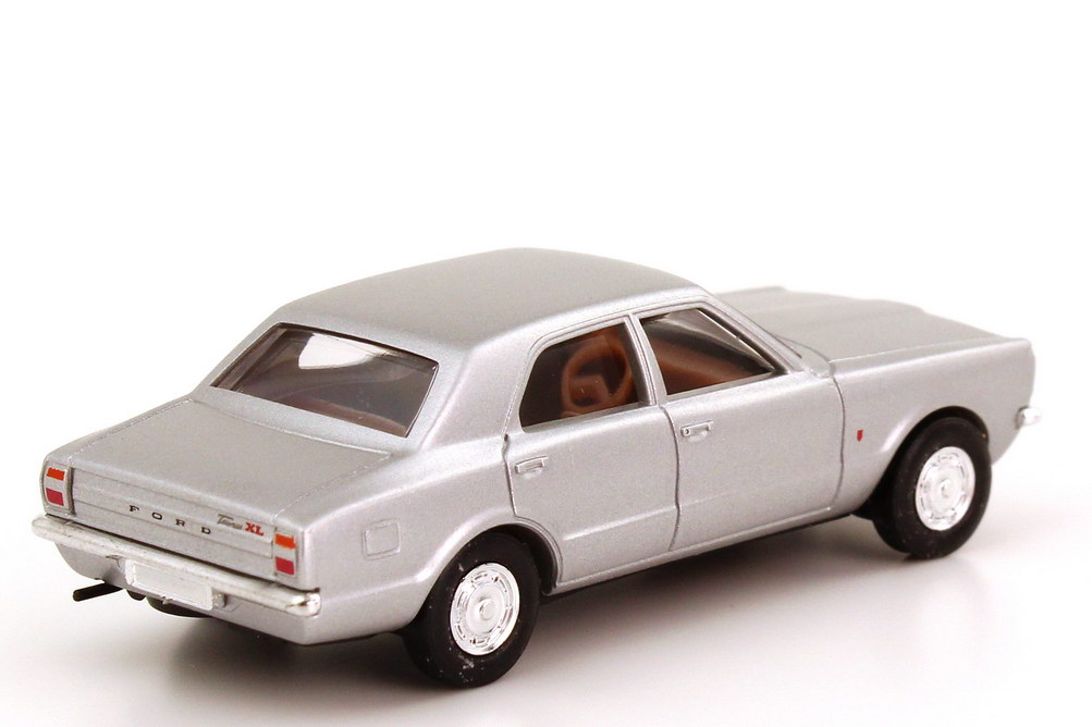 Foto 1:87 Set-Packung 25 Jahre Brekina Automodelle (Alfa Romeo Giulia + Opel Rekord PII Coupé + Ford Taunus XL + VW T2 Bus silber-met.) Brekina 90399