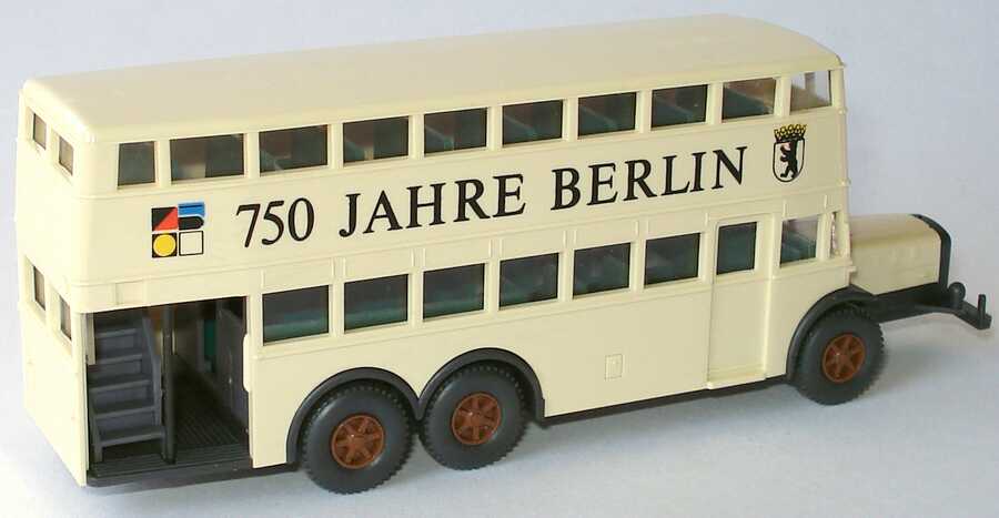 Foto 1:87 750 Jahre Berlin Omnibus-Set (MAN SD 200 + Büssing D2U + D38) Wiking