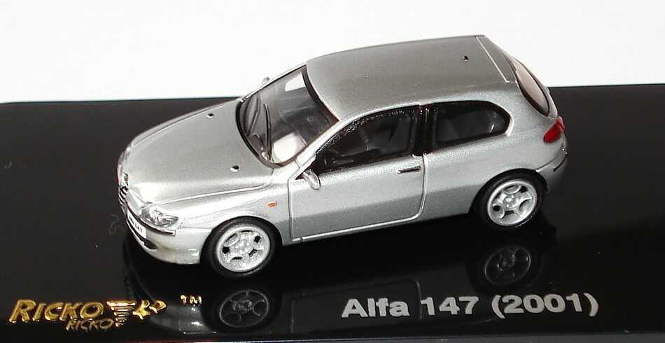 Foto 1:87 Alfa Romeo 147 silber-met. Ricko 38811