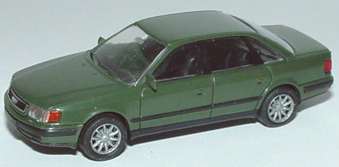 Foto 1:87 Audi 100 (C4) bundeswehrgrün Rietze 30421