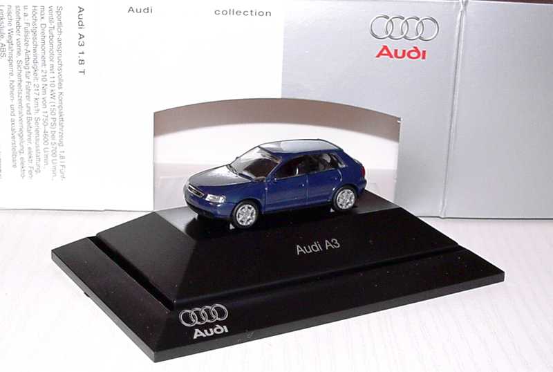 Foto 1:87 Audi A3 4türig dunkelblau Werbemodell Rietze