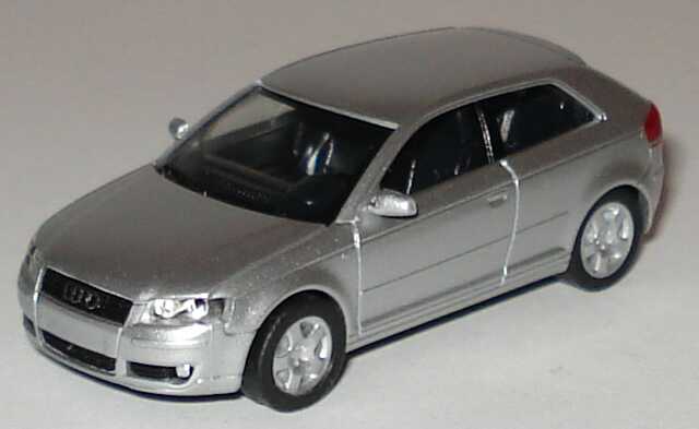 Foto 1:87 Audi A3 Facelift 2003 3türig lichtsilber-met. herpa 501.03.030.42