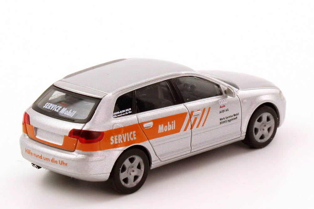 Foto 1:87 Audi A3 Sportback Audi Werk Service Mobil, Ingolstadt herpa 046596