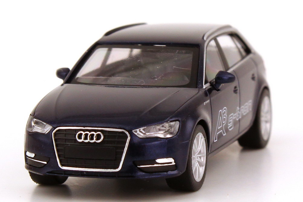 Foto 1:87 Audi A3 Sportback g-tron (8V) 2013 estoril-blau-met. Werbemodell herpa 5011303032