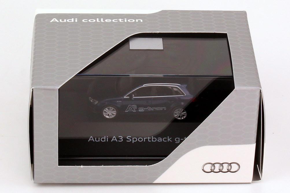 Foto 1:87 Audi A3 Sportback g-tron (8V) 2013 estoril-blau-met. Werbemodell herpa 5011303032