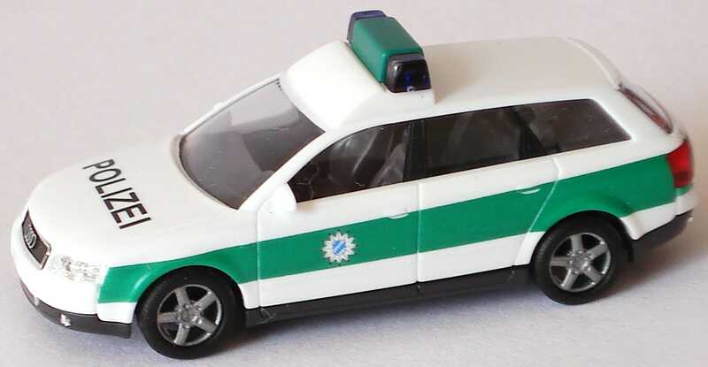 Foto 1:87 Audi A4 Avant 3.0 quattro (B6) Polizei Bayern Busch 49251