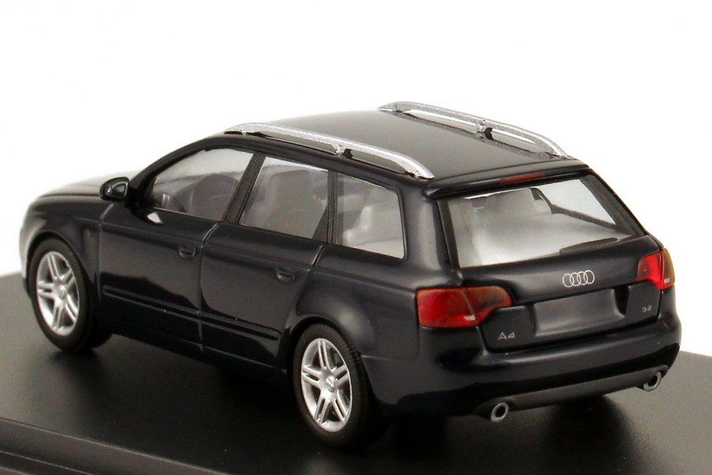 Foto 1:87 Audi A4 Avant (Facelift 2004) moroblau-met. AARU Unfallforschung Werbemodell Busch
