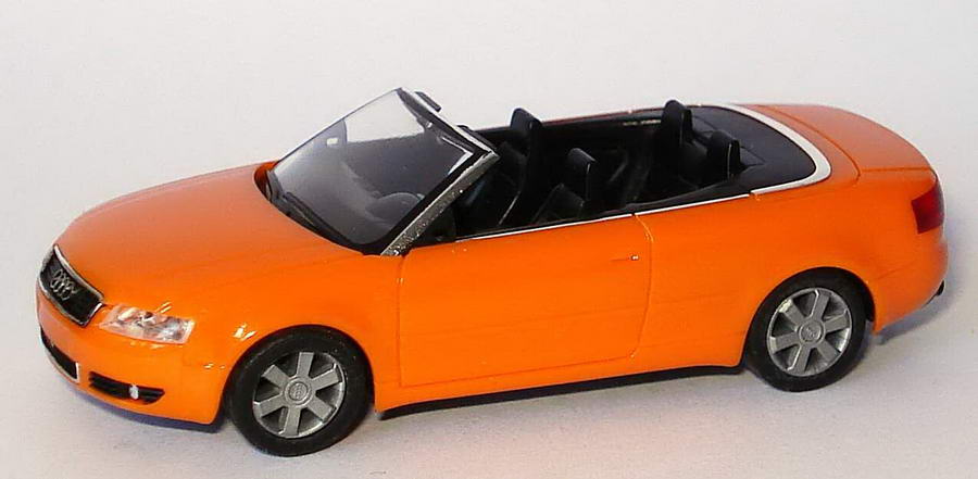 Foto 1:87 Audi A4 Cabrio 3.0 orange herpa 023061/151672