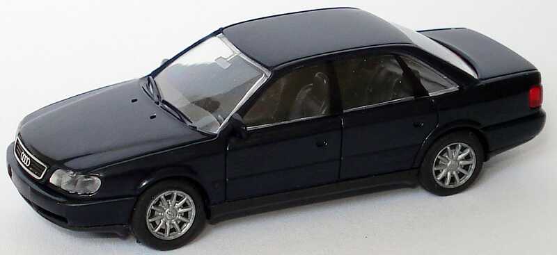 Foto 1:87 Audi A6 (C4) nachtblau Rietze 10660