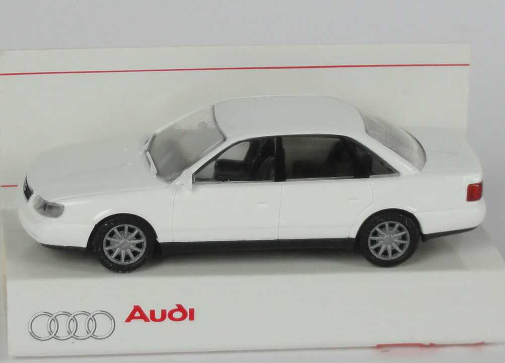 Foto 1:87 Audi A6 (C4) weiß Werbemodell Rietze