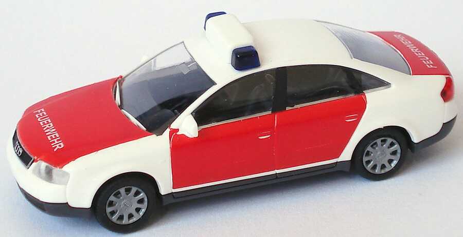 Foto 1:87 Audi A6 (C5) Feuerwehr rot/weiß Rietze