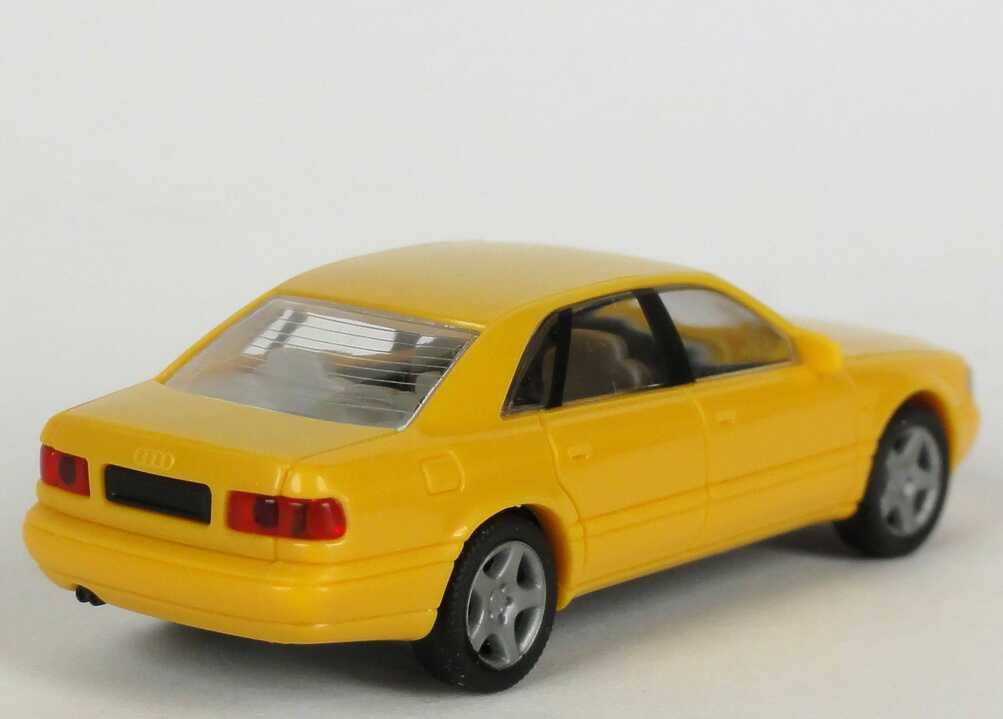 Foto 1:87 Audi A8 (D2) gelb Werbemodell Verpackungsaufdruck Vorsprung durch Technik Rietze 2000000020???
