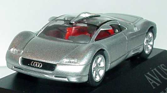 Foto 1:87 Audi Avus quattro chrom Werbemodell (Sockel mit rotem Audi-Logo) Rietze