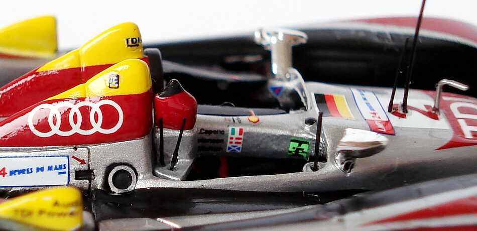 Foto 1:87 Audi R10 TDI 24h von Le Mans 2008 Nr.2, Capello / Kristensen / McNish (Sieger) Spark 87LM08