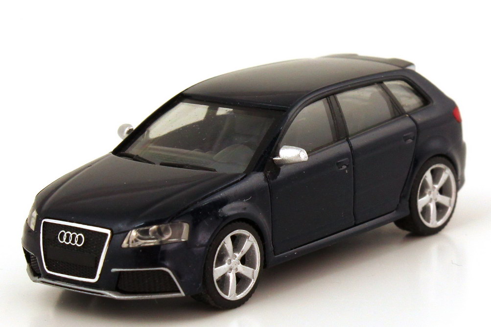 Foto 1:87 Audi RS3 Sportback (Typ 8P) dunkelblau-met. herpa 034876