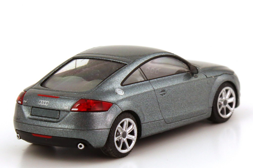 Foto 1:87 Audi TT Coupé (Typ 8J) 2006 condorgrau-met. Wiking 501.05.004.22