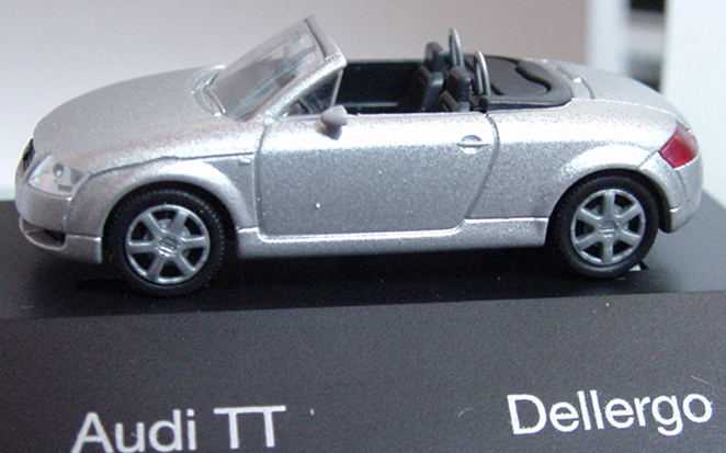 Foto 1:87 Audi TT Roadster (8N) silber-met. Dellergo Rietze