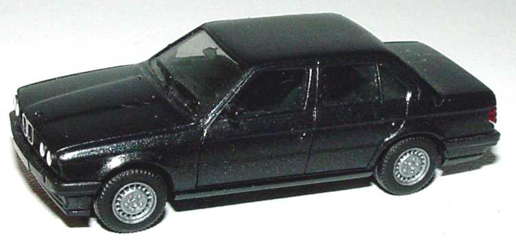 Foto 1:87 BMW 325i 4türig (E30) schwarz-met. herpa 3078